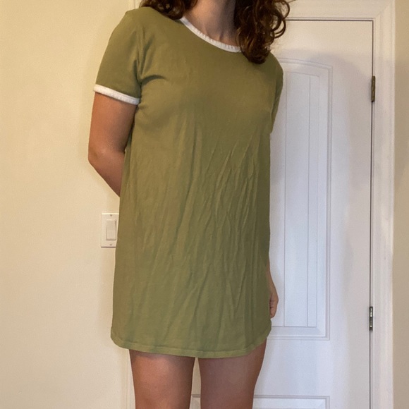 Forever 21 kaki summer dress - Picture 2 of 3